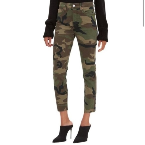 Re/Done High Rise Stove Pipe Camo Raw Hem Button Fly Cropped Jean - Picture 1 of 15